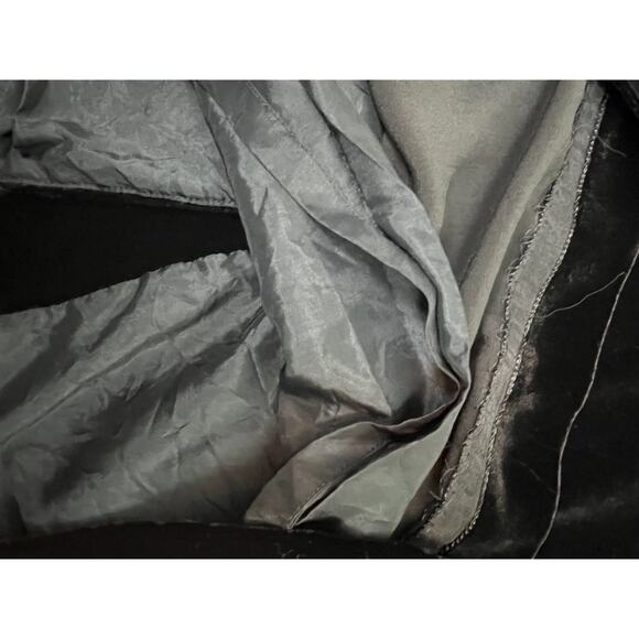 VTG Emanuel Ungaro Black Velvet Pencil Mini Skirt Size 6 Silk Blend Classic - Picture 3 of 7